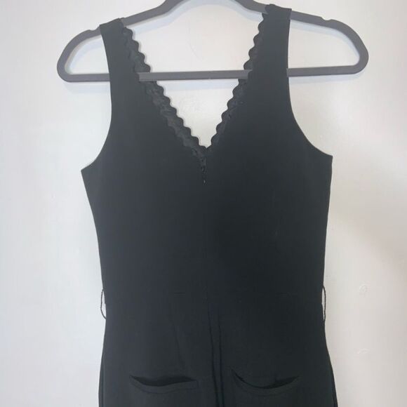 Jigsaw black v neck scallop jumpsuit - Picture 5 of 8